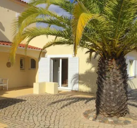 Villa Poco Partido Sleeps 15 Pool Air Con *