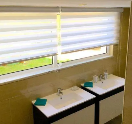 Villa Poco Partido Sleeps 15 Pool Air Con
